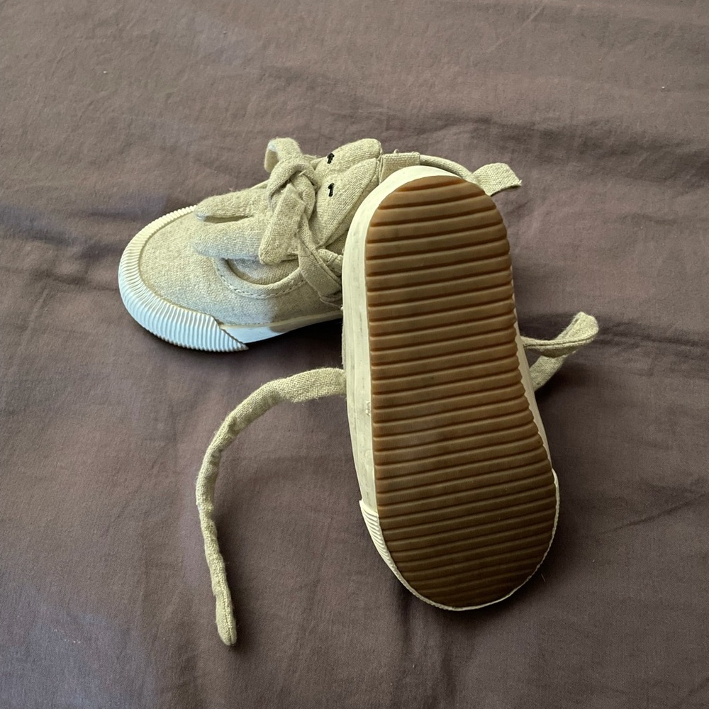 Zara sneakers with rabbit - Picture 4 of 4